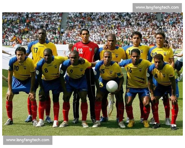 厄瓜多尔对阵秘鲁的南美赛场较量看点全面解析球队状态与战术博弈前瞻