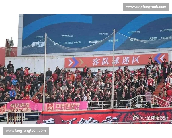 中超山东对阵重庆焦点之战引爆球迷期待与战术对决的震撼场面再现